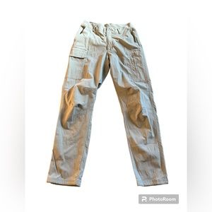 Athleta Trekkie Utility Cargo Pants Women Beige Size 4